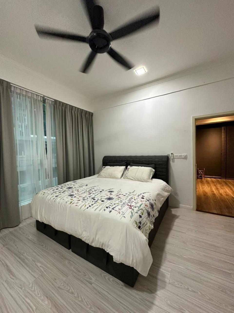 Sutera Avenue Kota Kinabalu Exterior foto